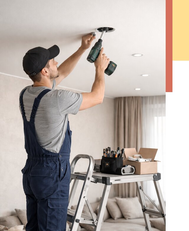 Установка и монтаж точечных светильников в натяжной потолок в Белгороде от 1870 руб. | ОТДЕЛОЧНИК-Блг